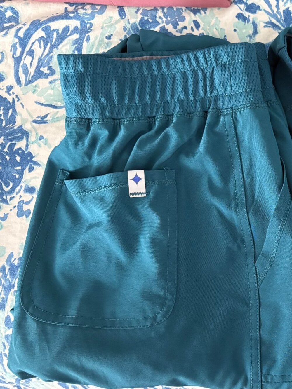 Scrubstar scrub set women's size small